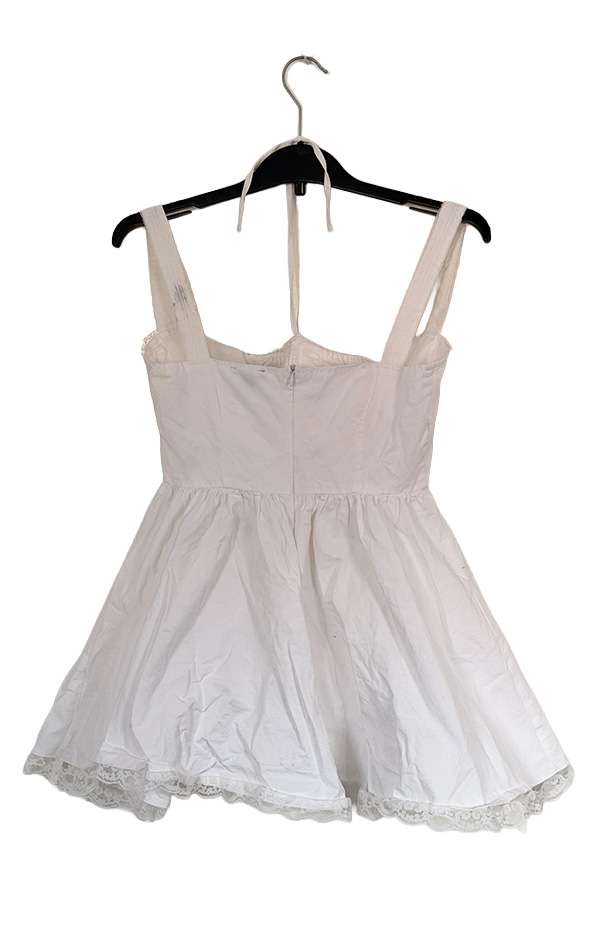 Vintage 10's Boohoo white dress, back view